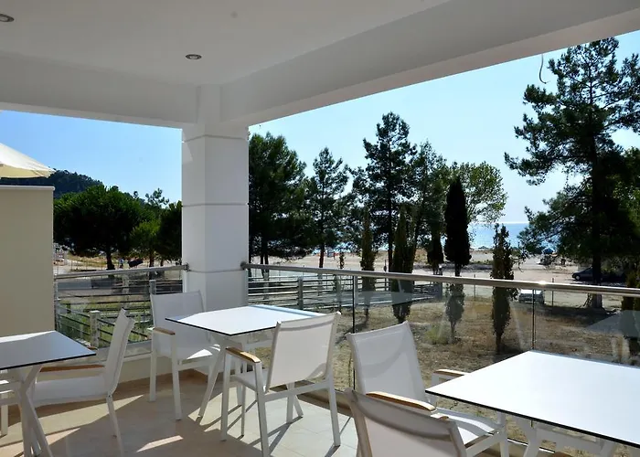 Hatzoudis Luxury