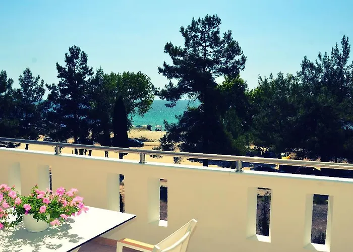Hatzoudis Luxury