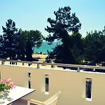 Hatzoudis Luxury