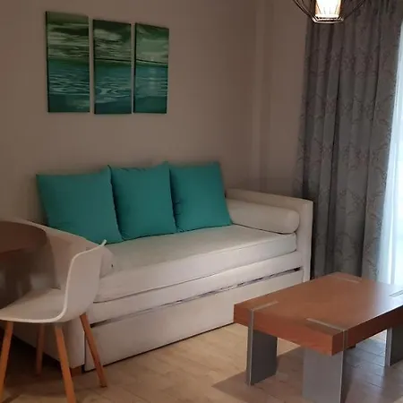 Hatzoudis Luxury Lägenhet *