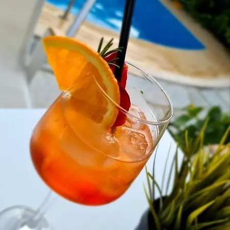 Hatzoudis Luxury Chrysi Ammoudia