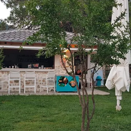 Hatzoudis Luxury Lägenhet