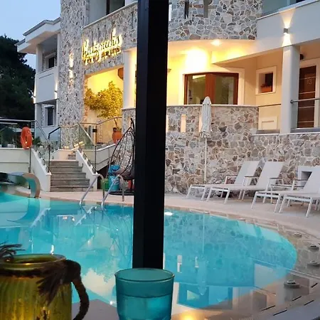 Hatzoudis Luxury * Chrisi Ammoudia