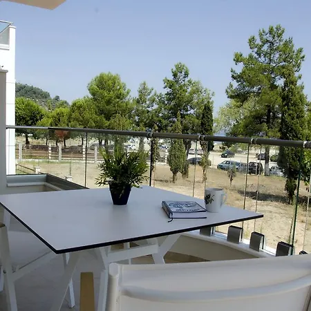Hatzoudis Luxury * Chrisi Ammoudia
