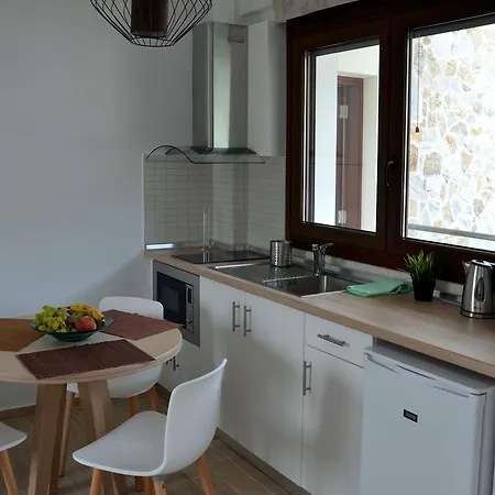 Hatzoudis Luxury * Chrisi Ammoudia
