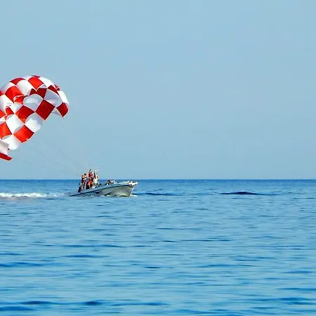 Hatzoudis Luxury * Chrisi Ammoudia