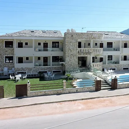 Hatzoudis Luxury Lägenhet *