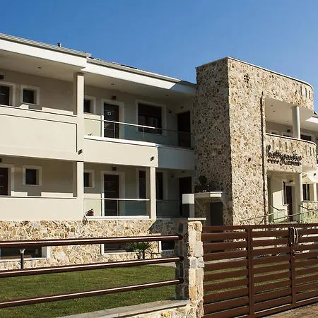 Hatzoudis Luxury Chrisi Ammoudia
