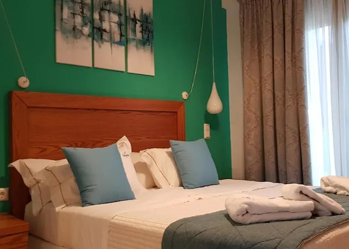 Hatzoudis Luxury Chrysi Ammoudia