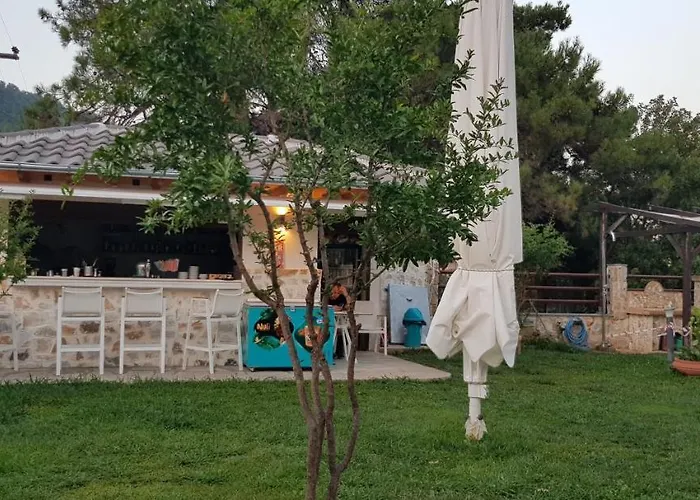 Hatzoudis Luxury Chrysi Ammoudia